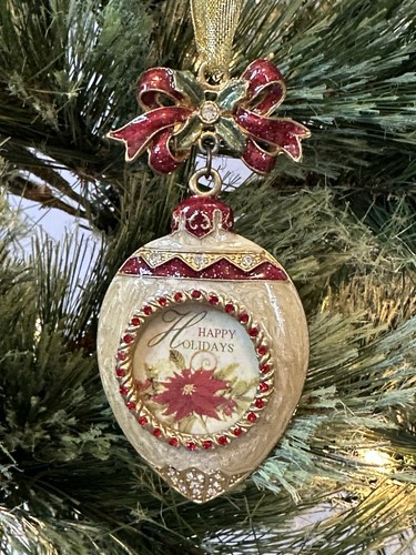 Bellissimo ornamento stile